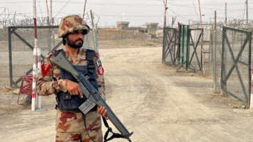 D&uuml;nyanın G&ouml;z Kulak Olduğu Yeni Savaşta Şiddetli &Ccedil;atışmalar