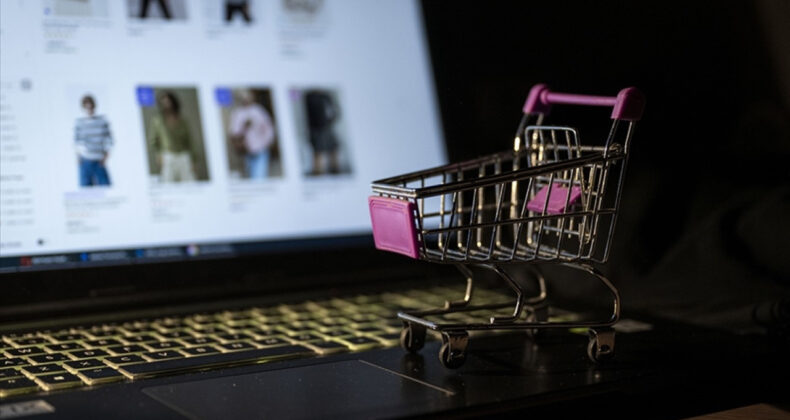 eBay İkinci El Devi Depop'u Satın Alıyor