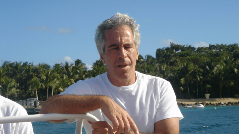 Epstein, İtibarını Onarmak İ&ccedil;in Şirketlerle İşbirliği Yaptı