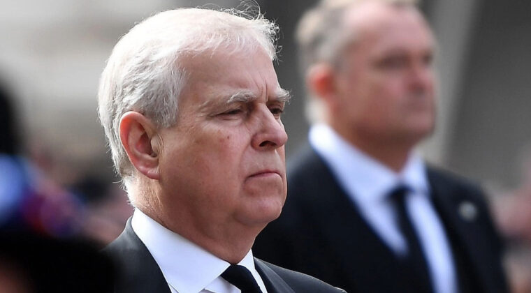 Eski Prens Andrew&rsquo;un Taht Sırasından &Ccedil;ıkarılabileceği İddiası G&uuml;ndemde