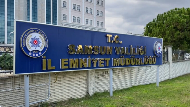 Evden 230 Bin Sentetik Hap Ele Ge&ccedil;irildi: Anne ve Oğlu G&ouml;zaltına Alındı