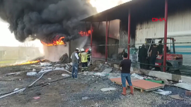 Fabrika Yangını Korkuya Neden Oldu