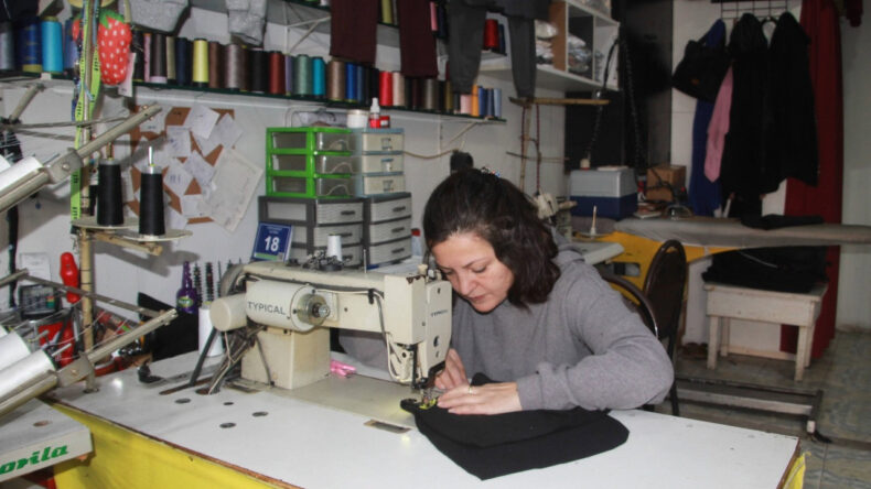 Fabrikaların Atık Kumaşlarını Kıymetlendiren Kadın Girişimci