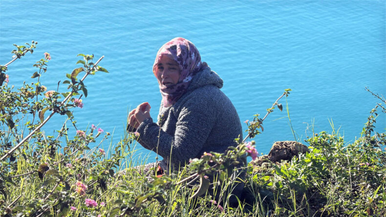 Falezlere &Ccedil;ıkıp İsyan Etti: Bir Annenin Zaferi