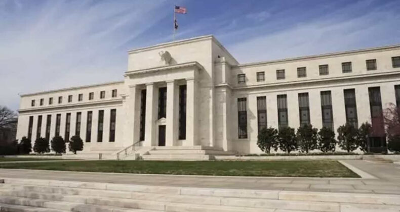 Fed Yetkilileri Faiz Kararında Farklı G&ouml;r&uuml;şlere Sahip