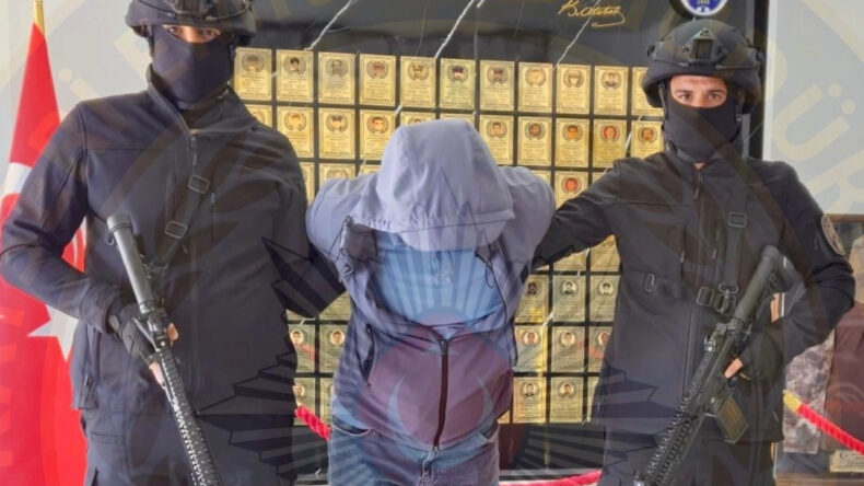FET&Ouml;'den İhra&ccedil; Firari Eski Subay Yakalandı