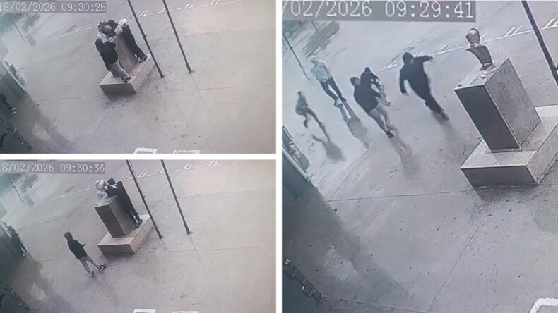 Fırtınada D&uuml;şmek &Uuml;zere Olan Atat&uuml;rk B&uuml;st&uuml;n&uuml; &Ouml;ğrenciler Koru