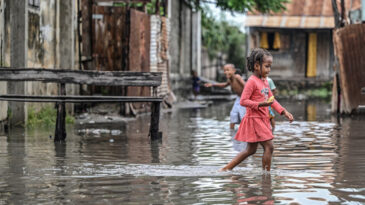 Gezani Tropikal Siklonu 20 Can Aldı