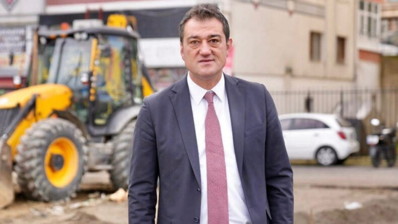 Giresun Belediye Başkanı Fuat Köse, kalp krizi şüphesiyle gittiği hastanede yoğun bakıma alındı