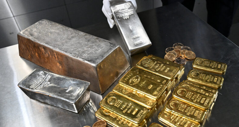 G&uuml;m&uuml;şte Kabus Haftası: 1980'den Bu Yana En Sert Dalga