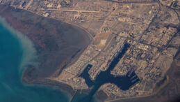 H&uuml;rm&uuml;z Boğazı'nda Tatbikat Nedeniyle Ge&ccedil;ici Kapatma