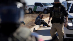 ICE Yetkilileri G&ouml;zaltı Alanlarını Genişletmek İ&ccedil;in Tesis Satın Alıyor