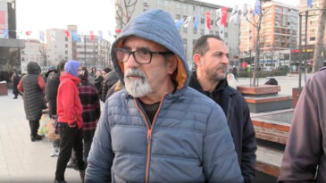 İftar Kuyruğunda İsyan: Aklın Hayalin Durur