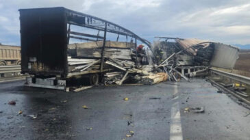 İki T&uuml;rk Tır Şof&ouml;r&uuml; Bulgaristan'da Hayatını Kaybetti