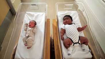 İkisi de aynı g&uuml;n doğdu: 6 kiloluk bebek tarihe ge&ccedil;ti