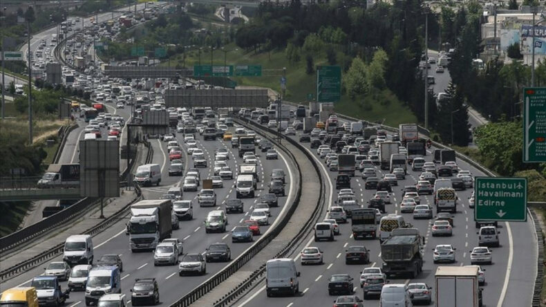 İstanbul'da Trafik Sorunu Yaşanıyor