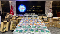 İstanbul&rsquo;da Sahte İla&ccedil; ve Kozmetik Operasyonu