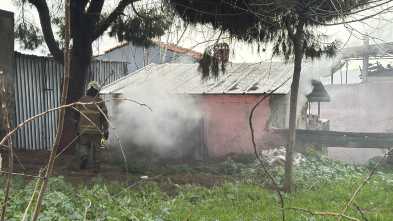 İzmir'de Cinayet: 18 Yaşındaki Gen&ccedil; Hayatını Kaybetti