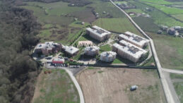 Kadın Cezaevinde Yangın: 11 H&uuml;k&uuml;ml&uuml; Hastaneye Kaldırıldı