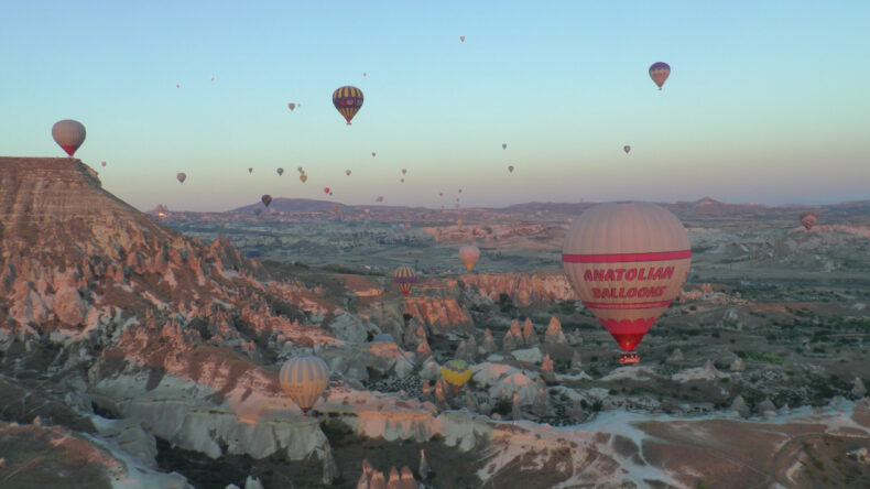 Kapadokya'da Balonlar 754 Bin Kişiyi Ağırladı