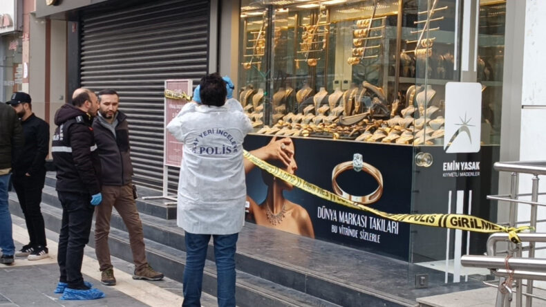 Kar Maskeli Soyguncular 1 Kilo Altın Çaldı