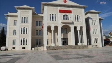 Kaymakamın Koruma ve Şof&ouml;r&uuml;ne Tutuklama