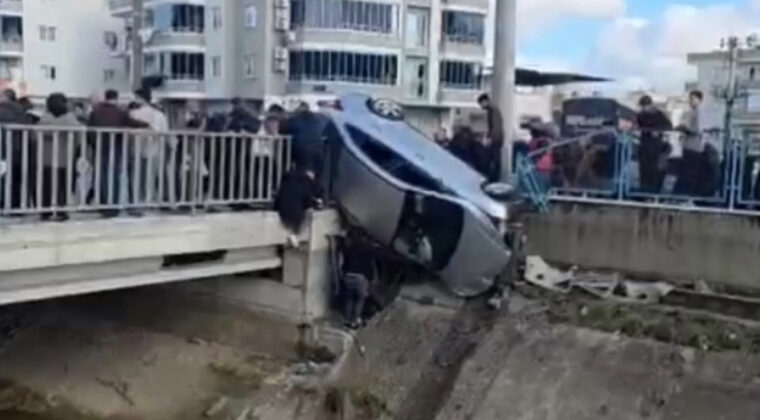 K&ouml;pr&uuml;de Asılı Kalan Ara&ccedil; Kazası