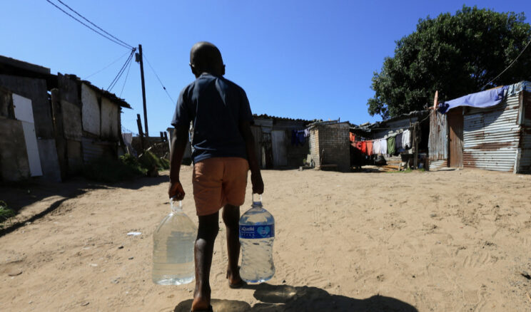 Kuraklıkla M&uuml;cadelede &Ccedil;arpıcı İnovasyon: &Ccedil;&ouml;l Ortamında Su &Uuml;retebiliyor