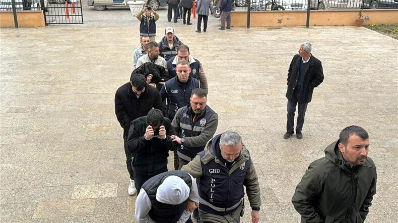 &lsquo;Casperlar&rsquo; &Uuml;yesinin Ka&ccedil;ışında Diplomatik Ara&ccedil; Detayı: 6 G&ouml;zaltı