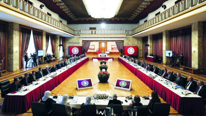 &lsquo;S&uuml;re&ccedil; Komisyonu&rsquo; Raporu Şekilleniyor