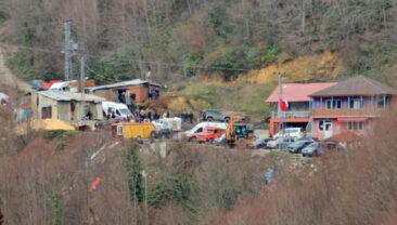 Maden Ocağında Trajik Gelişme: 2 İş&ccedil;inin Cansız Bedenine Ulaşıldı