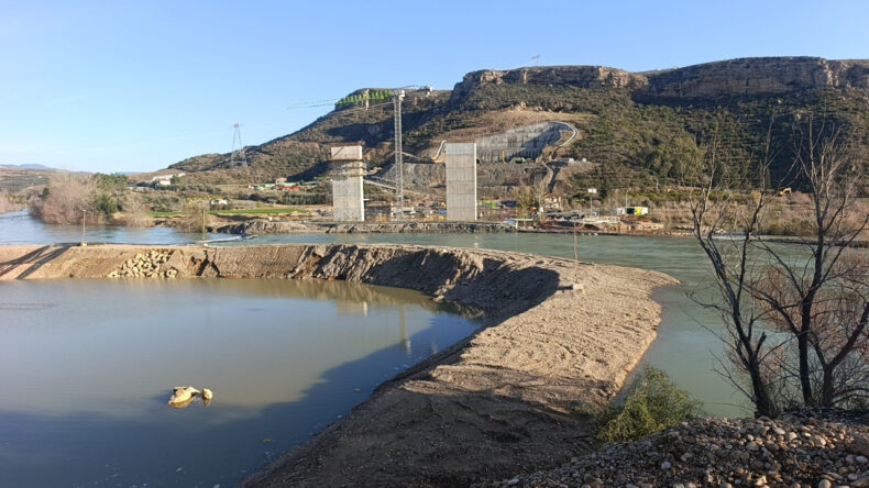 Manavgat Irmağı Taştı, Otoyol Şantiyesi Su Altında Kaldı