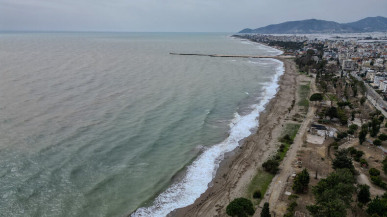 Mersin'de Deniz Renginin Değişimi