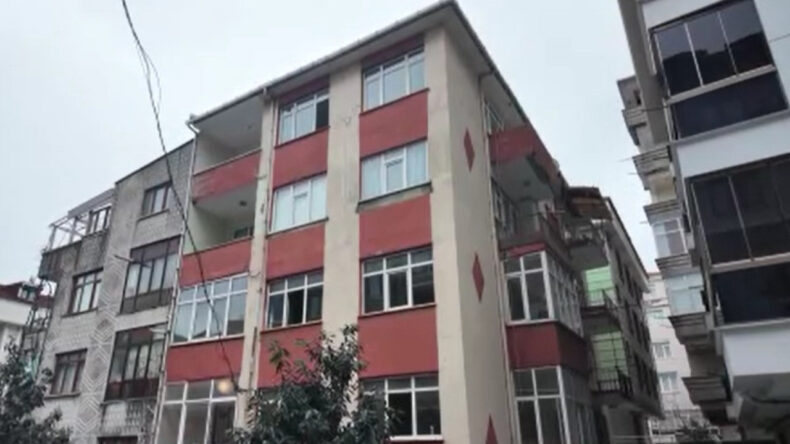 Metruk Binadan Uyuşturucu Serası Ortaya &Ccedil;ıktı