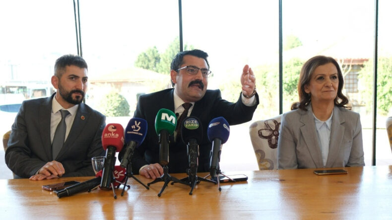 MHP İl Başkanı: Emekliyi G&ouml;z Ardı Ederseniz, Emekli de Sizi Sandıkta G&ouml;z Ardı Eder