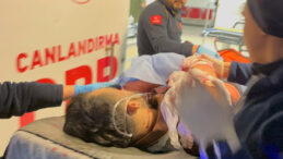 &Ouml;fkeyle attığı yumruk canına mal oluyordu