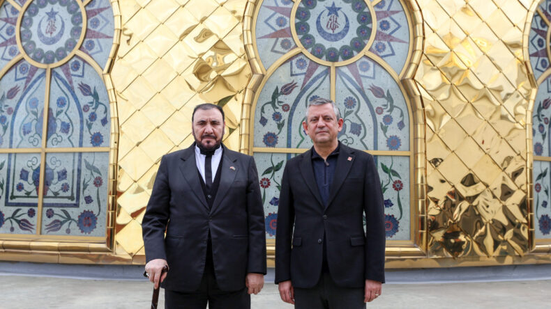 &Ouml;zel&rsquo;den Selahattin &Ouml;zg&uuml;nd&uuml;z&rsquo;e taziye ziyareti