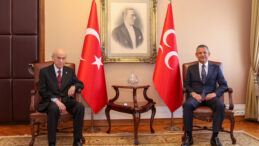 &Ouml;zg&uuml;r &Ouml;zel: Bah&ccedil;eli ya lastikleri ısındırıyor ya da Erdoğan'ın adaylığına karşı &ccedil;ıkacak