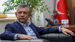 &Ouml;zg&uuml;r &Ouml;zel'den Kartepe'ye Y&ouml;nelik Sert Eleştiriler