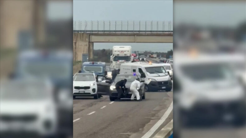 Para Nakil Aracına Soygun Girişimi: &Ccedil;atışma Yaşandı