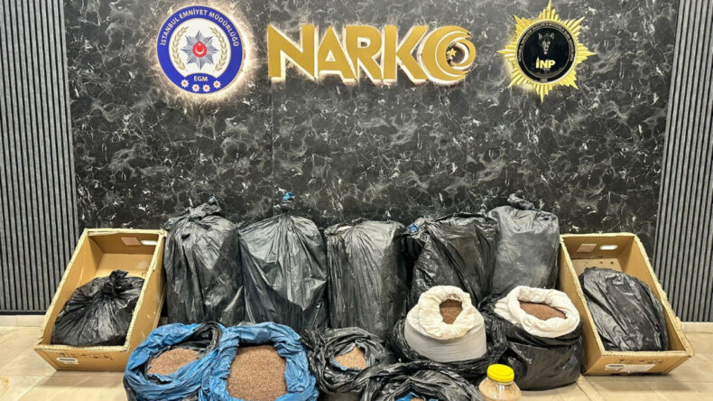 Pes Dedirten Y&ouml;ntem: Uyuşturucuyu Kahveye Emdirmişler