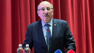 Prof. T&uuml;ys&uuml;z'den Korkutan Deprem A&ccedil;ıklamaları