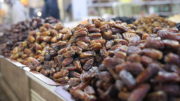 Ramazan Ayının Vazge&ccedil;ilmezi Hurma, Tezgahlarda Yerini Aldı