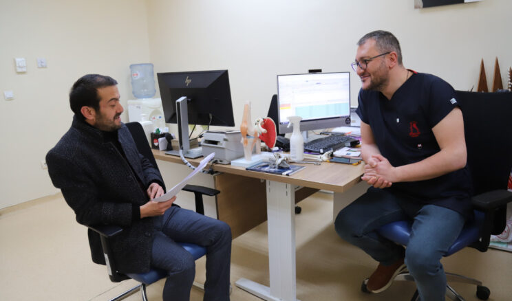 Randevu Bulamadı, Doktora Şiir Yazdı: MHRS Kapalı Gişe