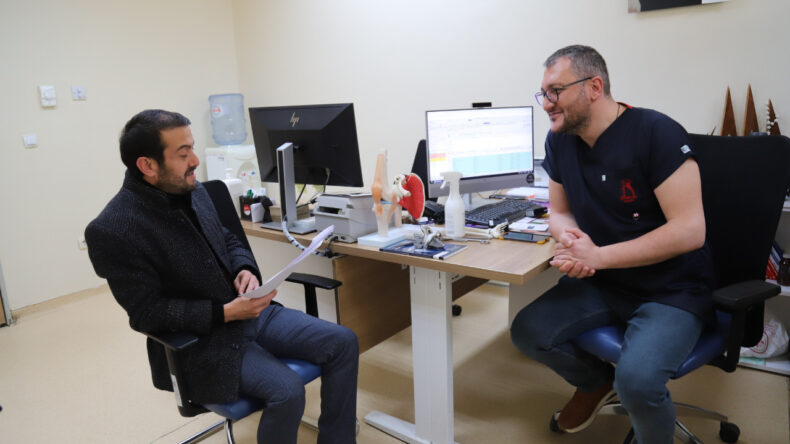 Randevu Bulamadı, Doktora Şiir Yazdı: MHRS Kapalı Gişe