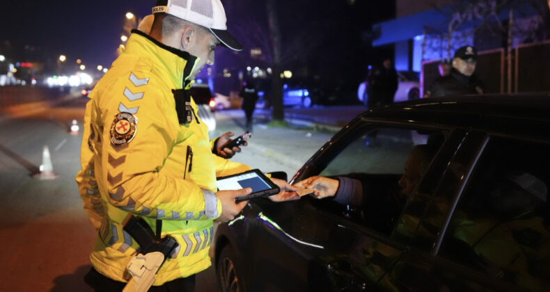 Resmi Gazete'de Yayımlandı: Trafik Cezaları Artıyor
