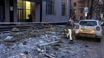 Rusya: Ukrayna'daki Askeri Tesisler Hedef Alındı