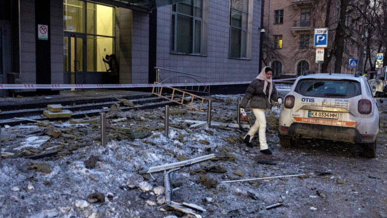 Rusya: Ukrayna'daki Askeri Tesisler Hedef Alındı