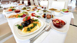 Sağlık Bakanlığı'ndan Ramazan Uyarısı: İftarda ve Sahurda Dikkat Edilmesi Gerekenler!