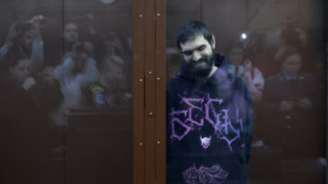 Sahnedeki Şakası Başına Bela Oldu: Komedyene 6 Yıl Hapis Cezası